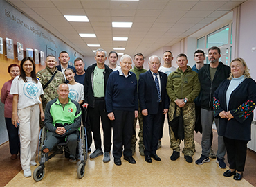 Подяка ветеранам реабілітаційної програми басейну Університету Грінченка