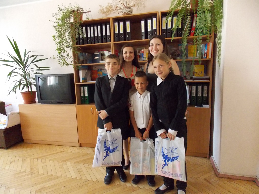 bl aktsia zbery dyt do shkoly 1