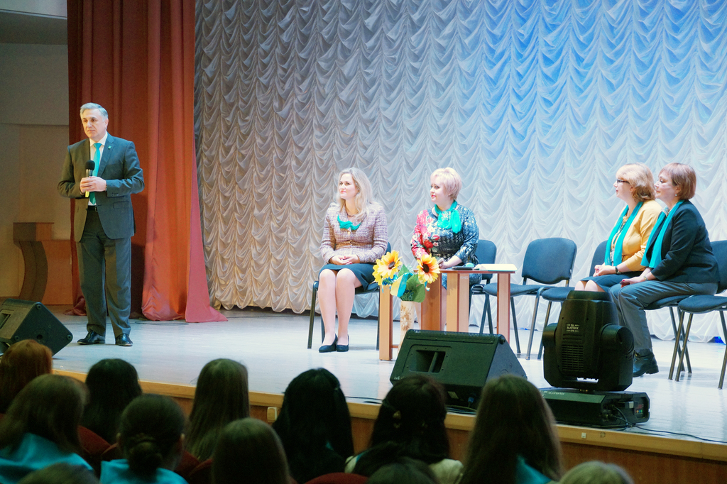 Зустріч ректора зі студентами Гуманітарного інституту та Інституту суспільства