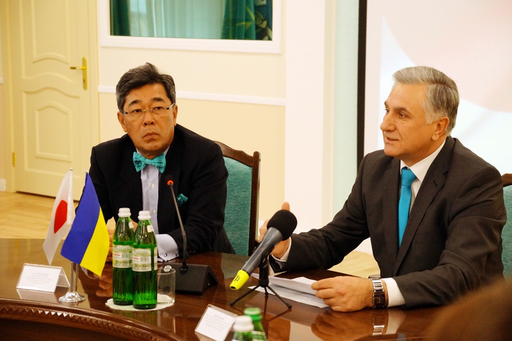 Офіційне відкриття фотовиставки «Японія та ООН – 60 років членства Японії в Організації Об’єднаних Націй»