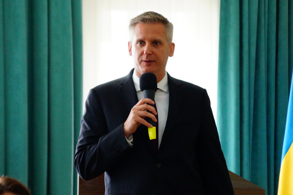 Відкрита лекція директора європейських програм Фундації американських студій Метью Квасіборські