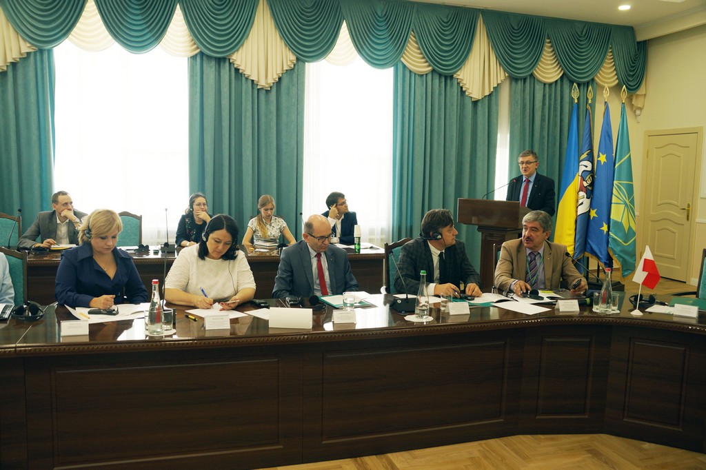 Міжнародна конференція «Комунікація у ХХІ столітті: безпековий вимір» Міжнародна конференція «Комунікація у ХХІ столітті: безпековий вимір»