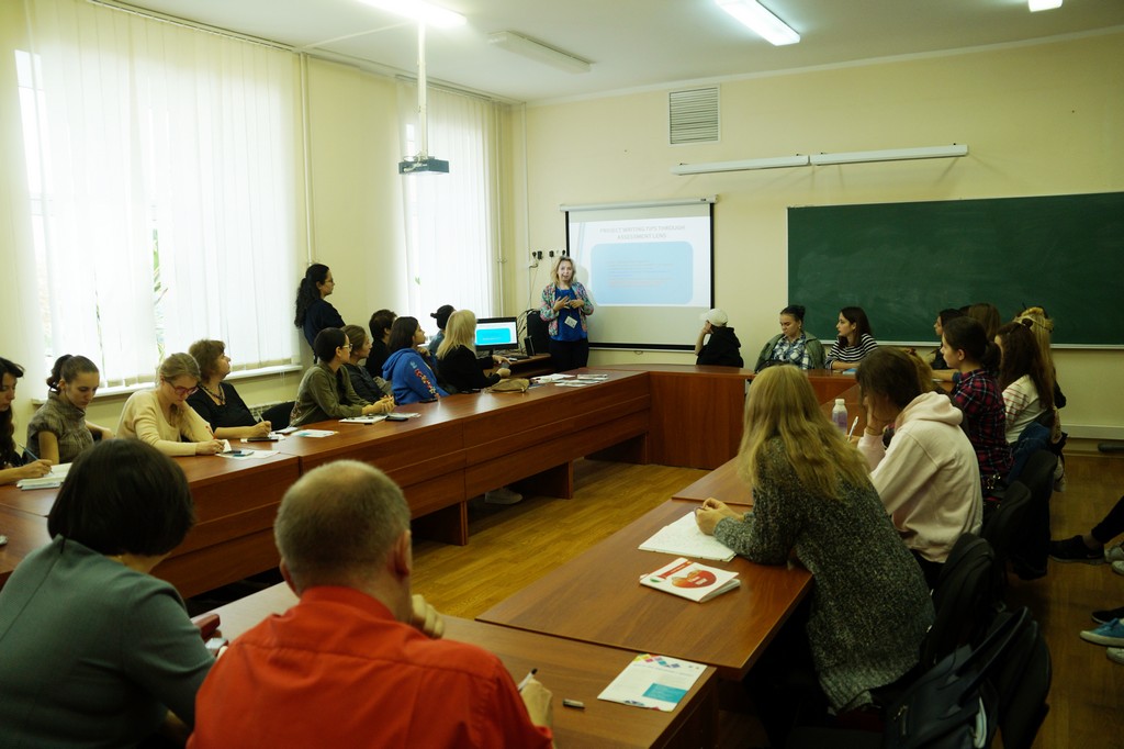 Семінар «Індивідуальні та колективні грантові проекти» Семінар «Індивідуальні та колективні грантові проекти»