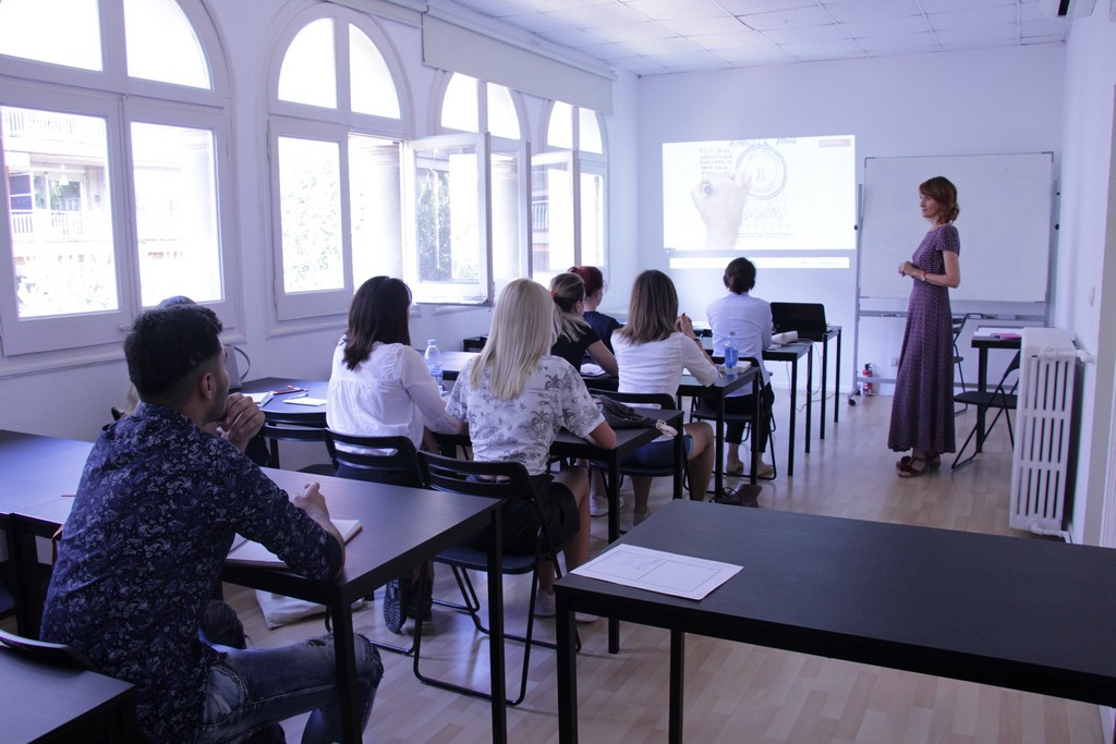 Наукове стажування у Вищій школі менеджменту в Барселоні 