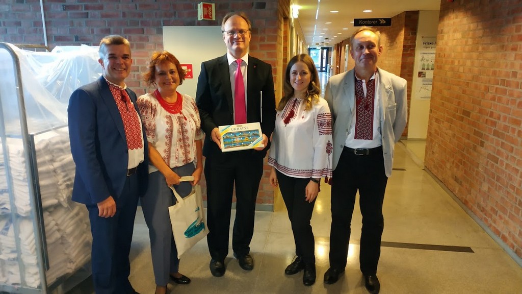 Зустріч учасників міжнародного проекту «Партнерство для навчання та викладання математики в університеті» (PLATINUM)