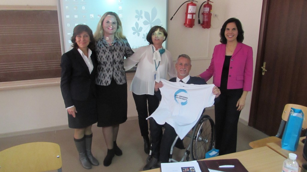 Зустріч з американськими викладачами, присвячена питанням інклюзивної освіти Зустріч з американськими викладачами, присвячена питанням інклюзивної освіти