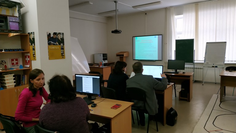 Спільнота математиків вдосконалює навички на тренінгу «Використання IBL при вивченні математики - 5»