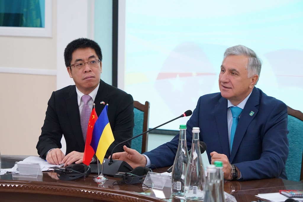 ІІ Всеукраїнський науково-методичний семінар викладачів китайської мови (15-16 листопада 2019 року) ІІ Всеукраїнський науково-методичний семінар викладачів китайської мови (15-16 листопада 2019 року)