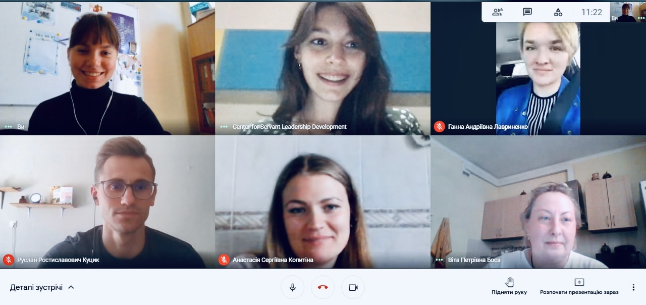 «Школа кураторів» проводить онлайн заняття