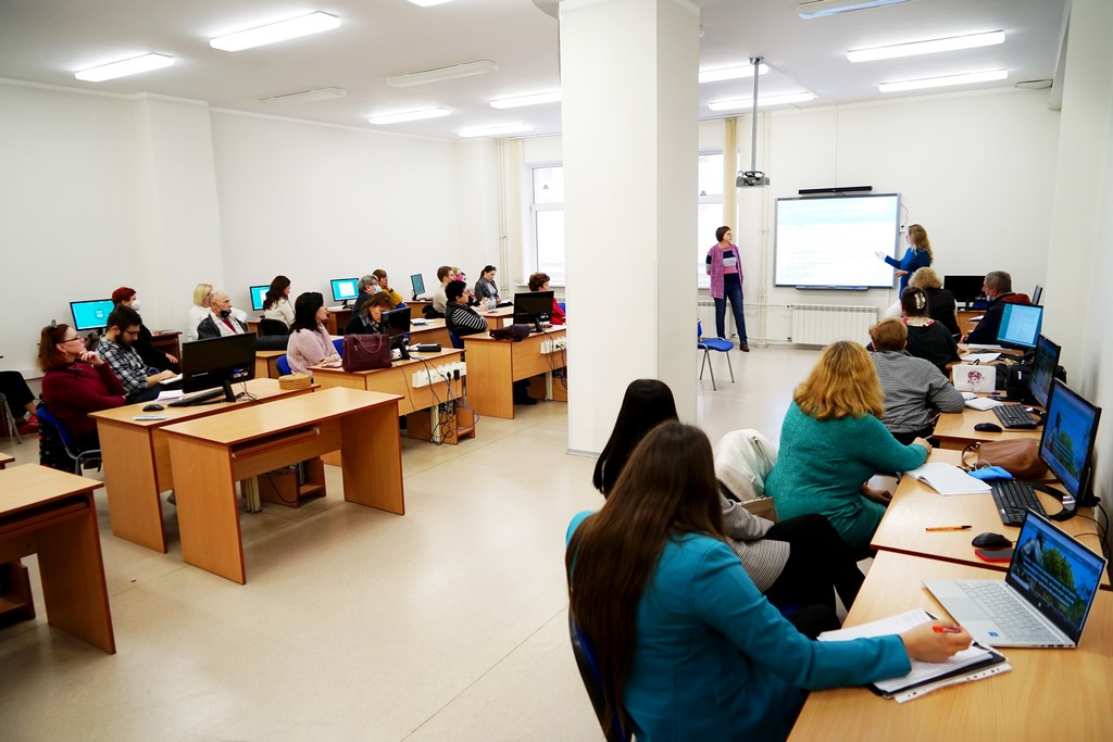 Розпочато Програму підвищення кваліфікації науково-педагогічних та наукових працівників Університету Грінченка за дослідницьким модулем Розпочато Програму підвищення кваліфікації науково-педагогічних та наукових працівників Університету Грінченка за дослідницьким модулем