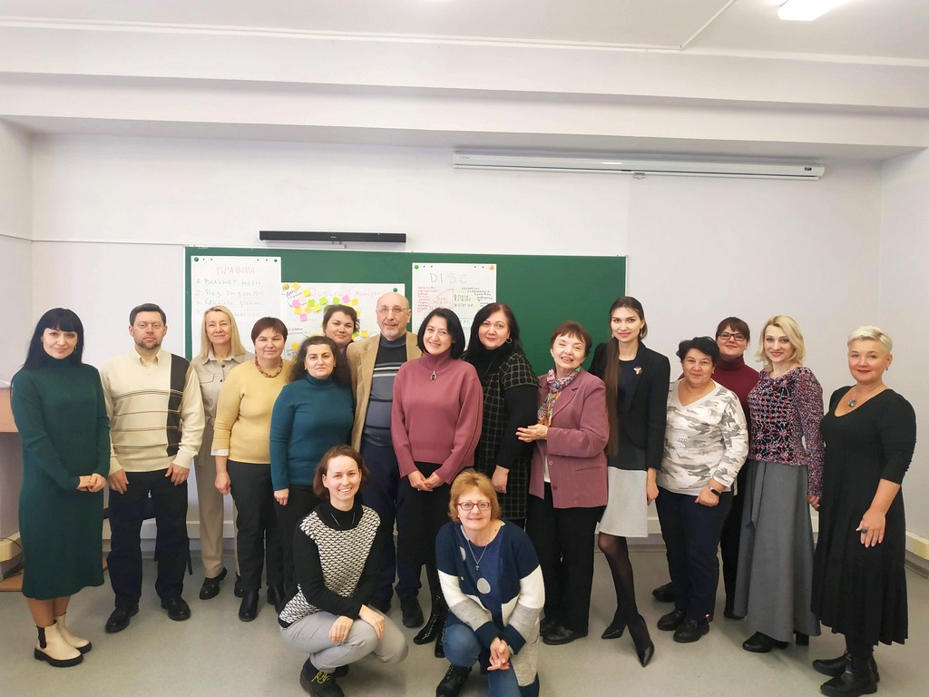 Центр програм з лідерства служіння провів серію тренінгів з лідерства для грінченківців Поділитися Центр програм з лідерства служіння провів серію тренінгів з лідерства для грінченківців
Поділитися