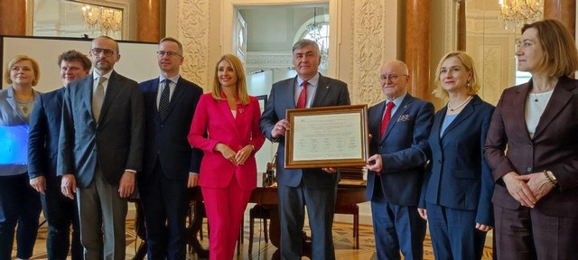 Лауреат Премії імені Івана Виговського, Республіка Польща Лауреат Премії імені Івана Виговського, Республіка Польща