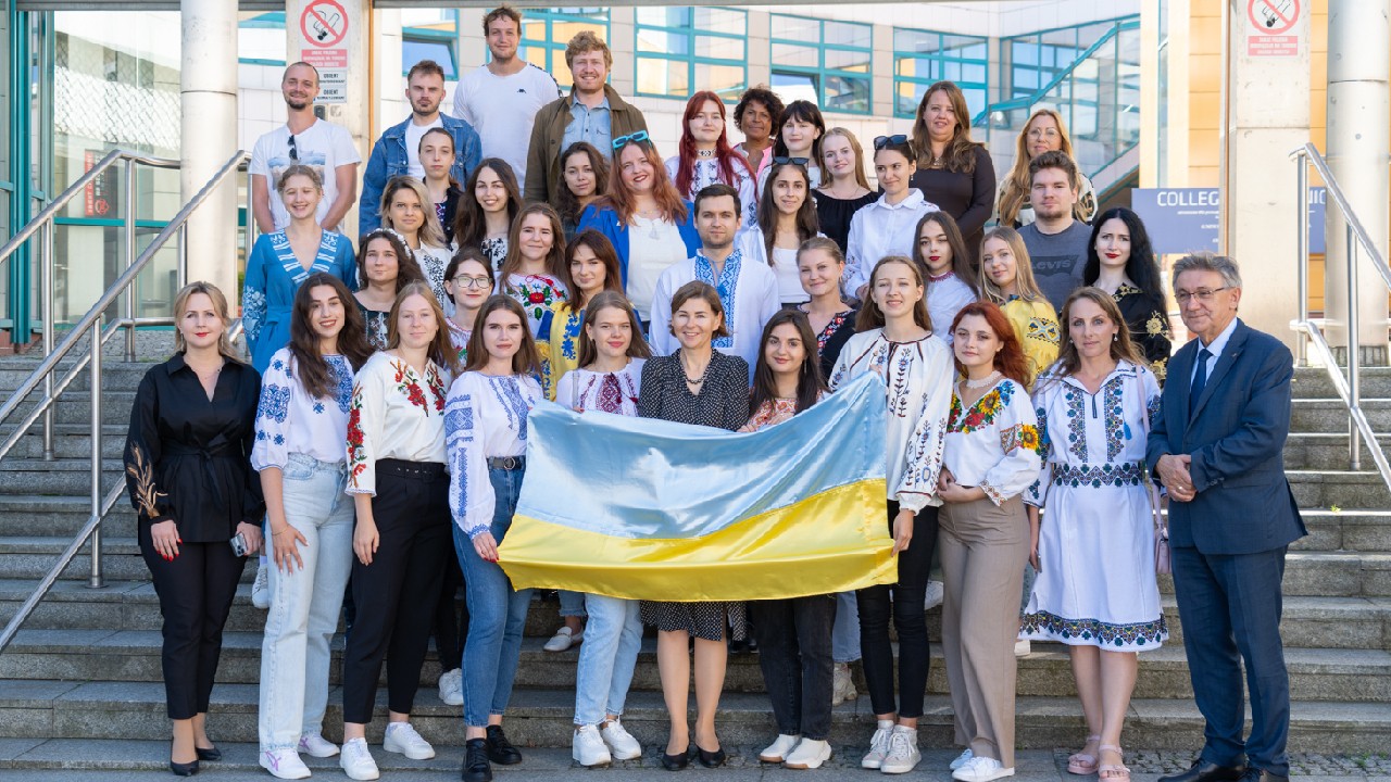 Літня школа «START-UPS, TRANSFER AND DIGITAL STUDIES» Літня школа «START-UPS, TRANSFER AND DIGITAL STUDIES»