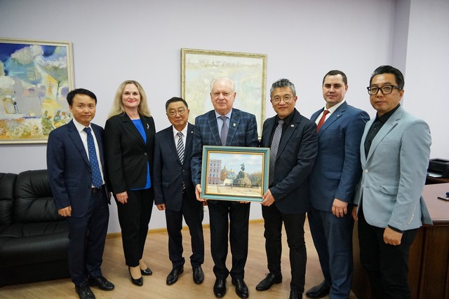 Відкрита лекція «70 років завершення Корейської війни (1950-1953 рр.): уроки для світу» за участі представників Посольства Республіки Корея в Україні Відкрита лекція «70 років завершення Корейської війни (1950-1953 рр.): уроки для світу» за участі представників Посольства Республіки Корея в Україні