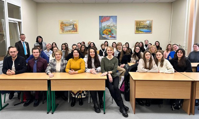 Старт новаторського проєкту з менторства для майбутніх учителів