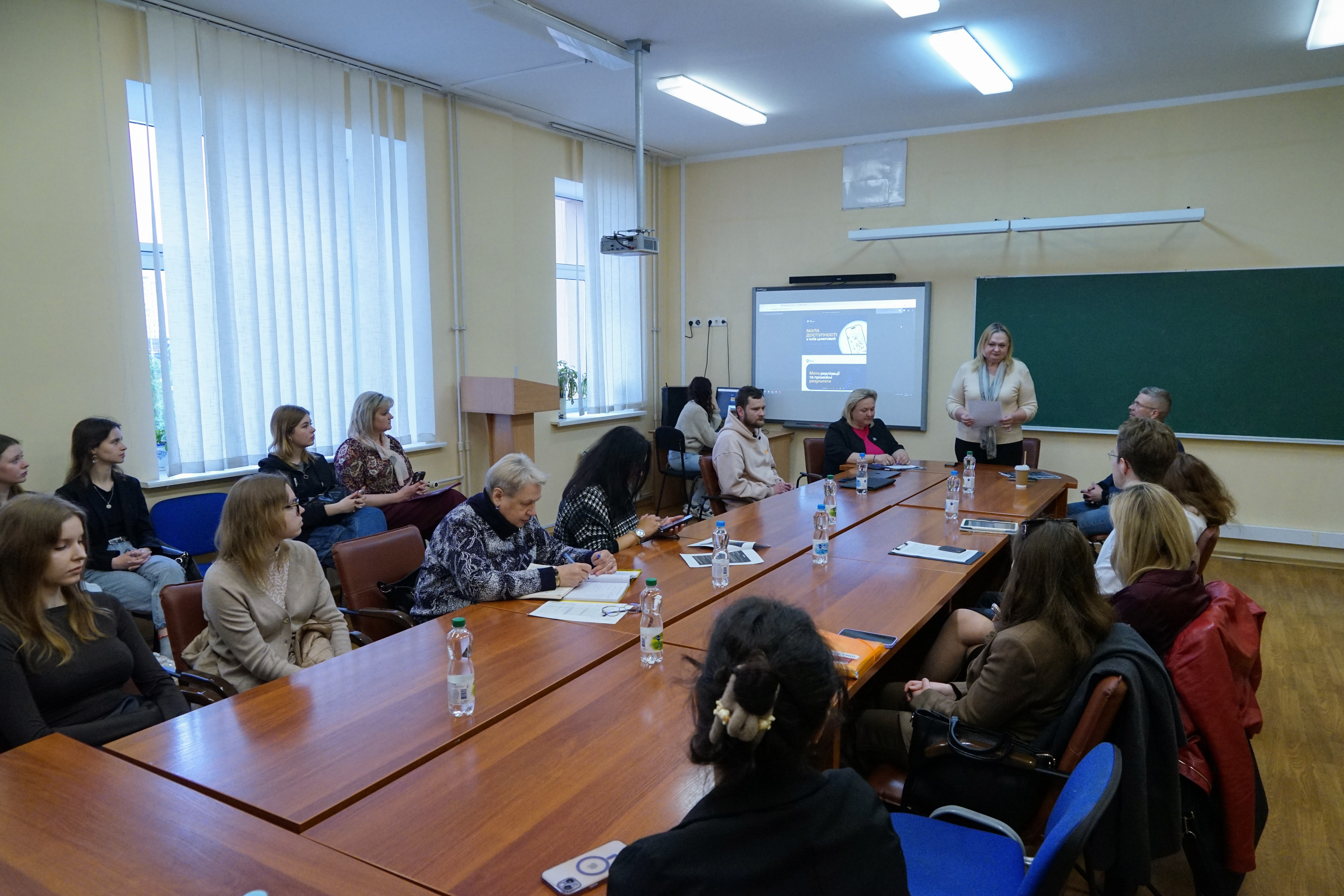 «Київ без меж»: круглий стіл в Університеті Грінченка до Національного тижня безбар’єрності