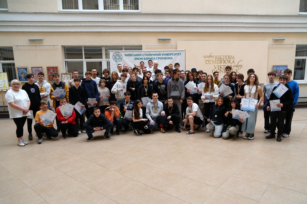 «Веселий Дельфін XVI»: змагання пам’яті Віктора Огнев’юка об’єднали майже три сотні юних плавців