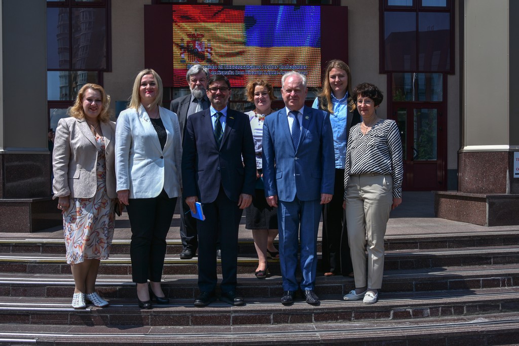 Вітаємо переможців Стипендіальної програми Фонду Віктора Пінчука «Завтра.UA»