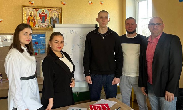 Консультування внутрішньо-переміщених осіб спільно з БФ «КАРІТАС КИЇВ» Консультування внутрішньо-переміщених осіб спільно з БФ «КАРІТАС КИЇВ»